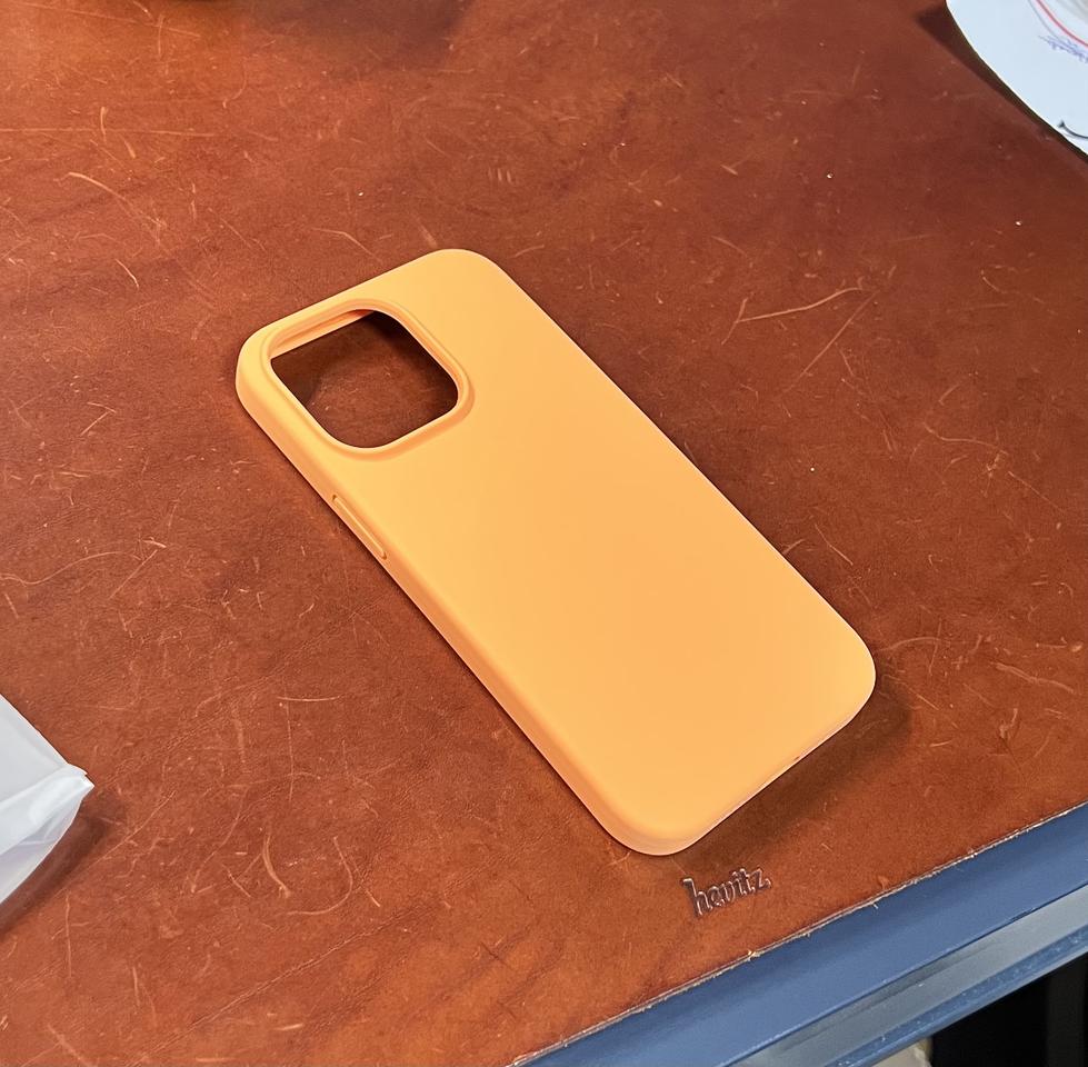 엘라고 아이폰 13 프로 pro 실리콘 케이스 오렌지