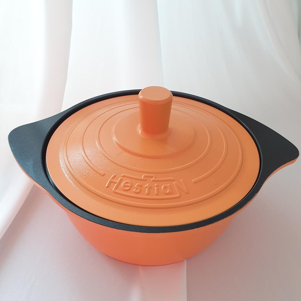 (새제품)헤스티앙 100%수제 주물냄비(20cm양수)(인덕션겸용