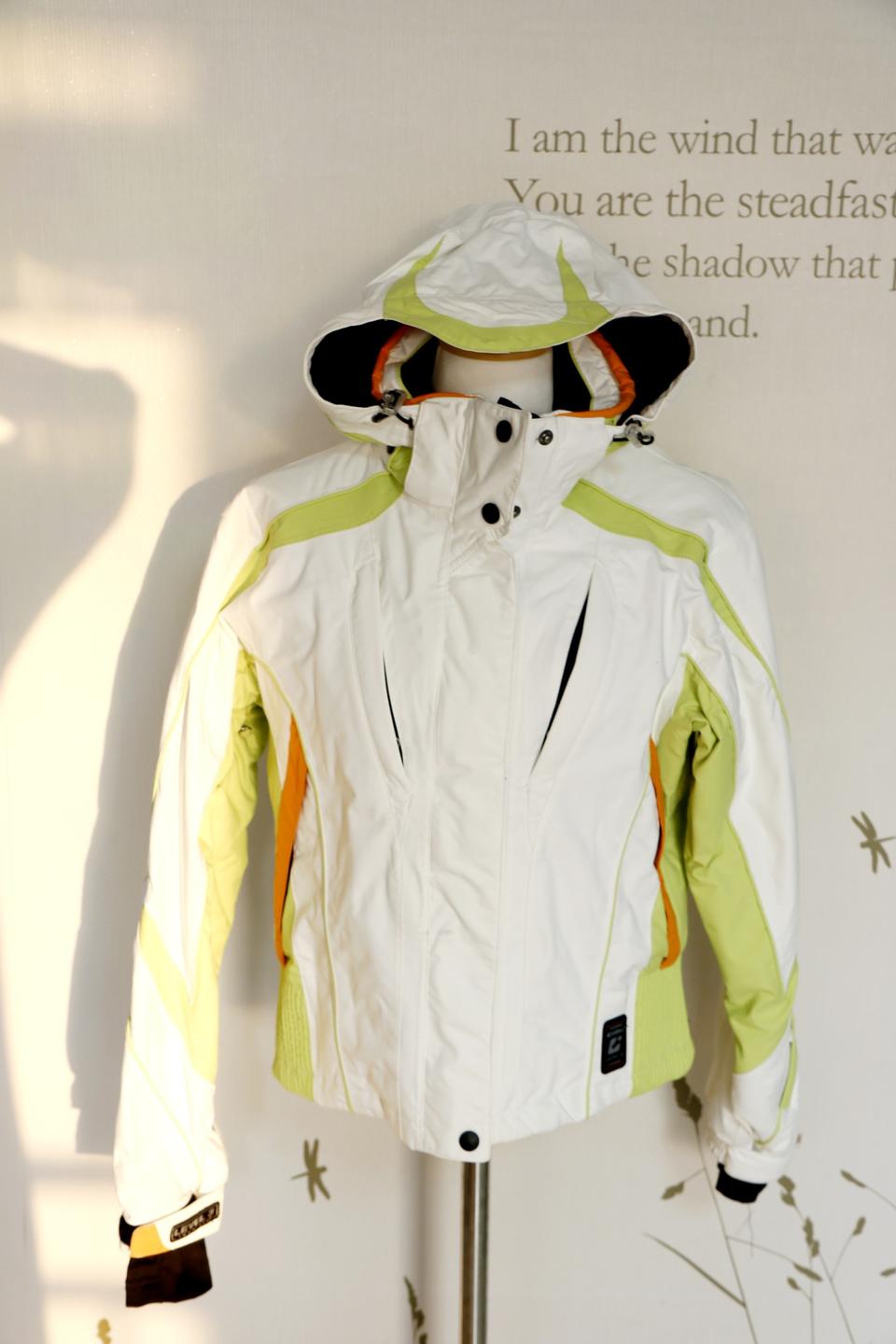 킬텍 여성스키복 자켓