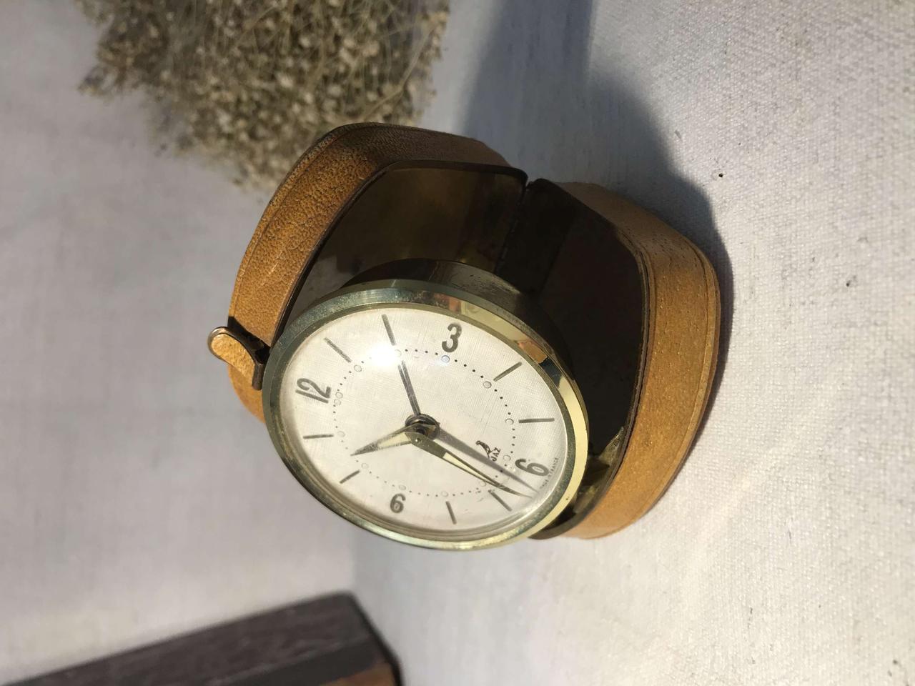 레트로 빈티지 여행용 태엽식 탁상시계