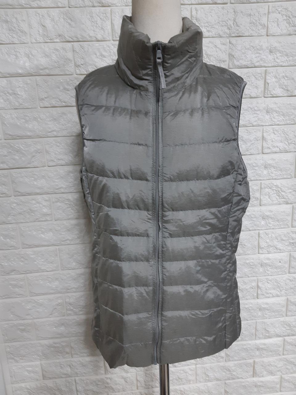 유니클로 여성 경량조끼(44~55)