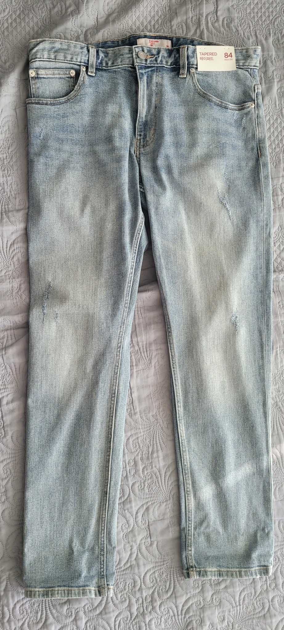 8세컨즈 청바지 팝니다(새제품)사이즈는 사진 참고해주세요.