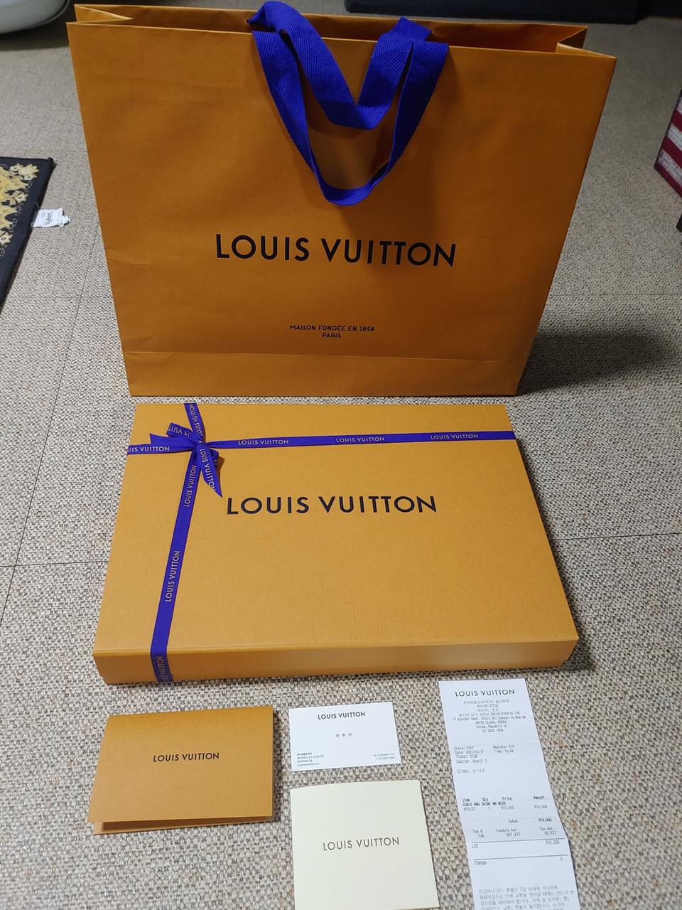 루이비통스카프