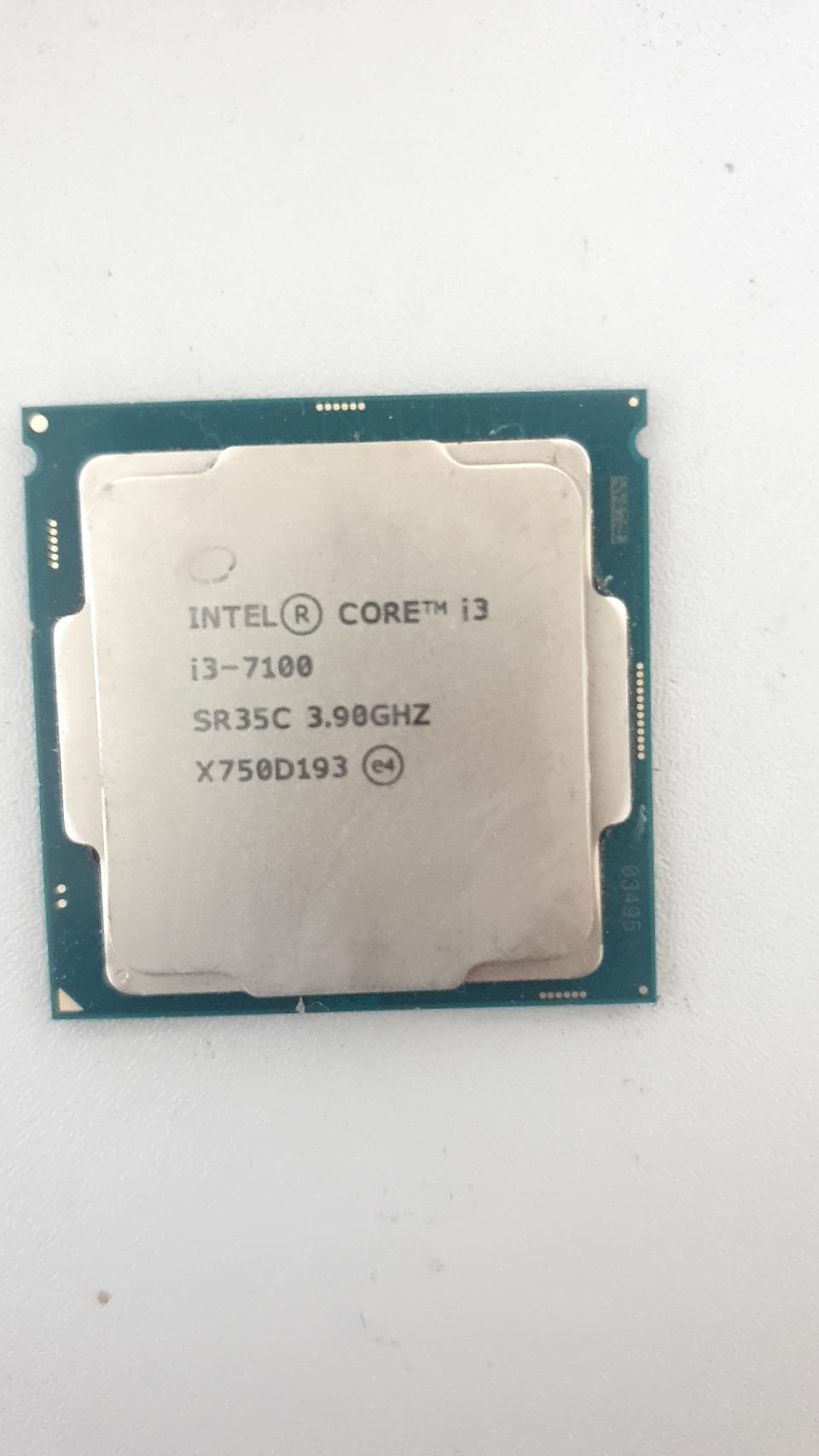 i3 7100 판매 합니다.