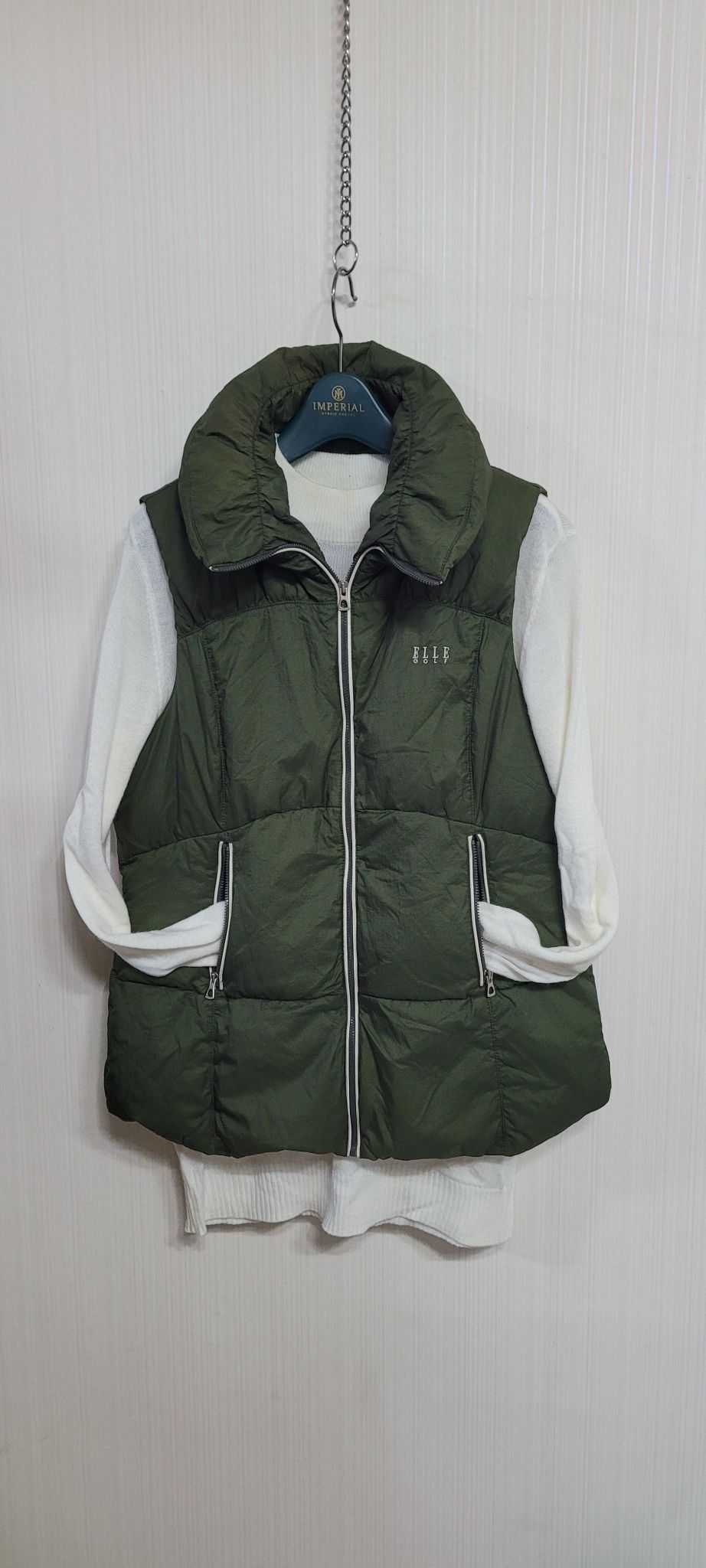 몇번안입은 Elle 엘르 덕다운패딩조끼