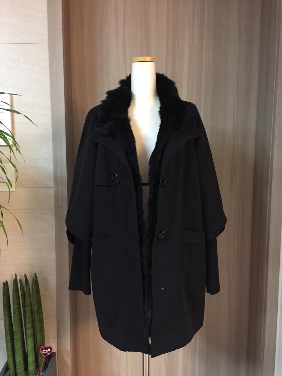 플라스틱아일랜드 토끼털 트렌치코트