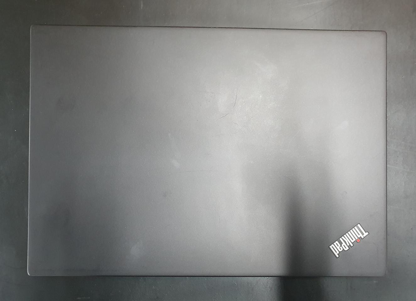 레노버 X13 i7-10세대 저렴하게 판매합니다.