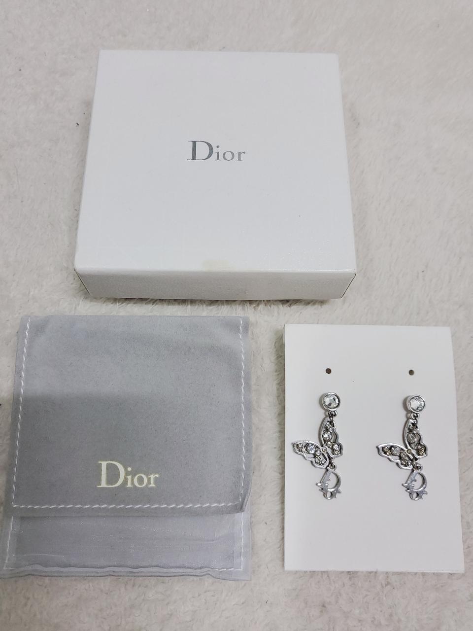 가격내림)디올 정품 귀걸이+악세사리함