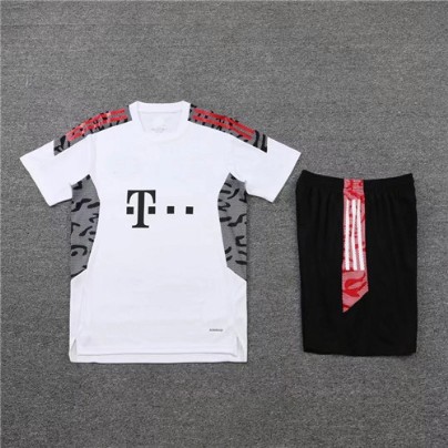 21-22 바이에른 뮌헨 반팔 반바지 칠부바지 트레이닝 세트 축구복 모음