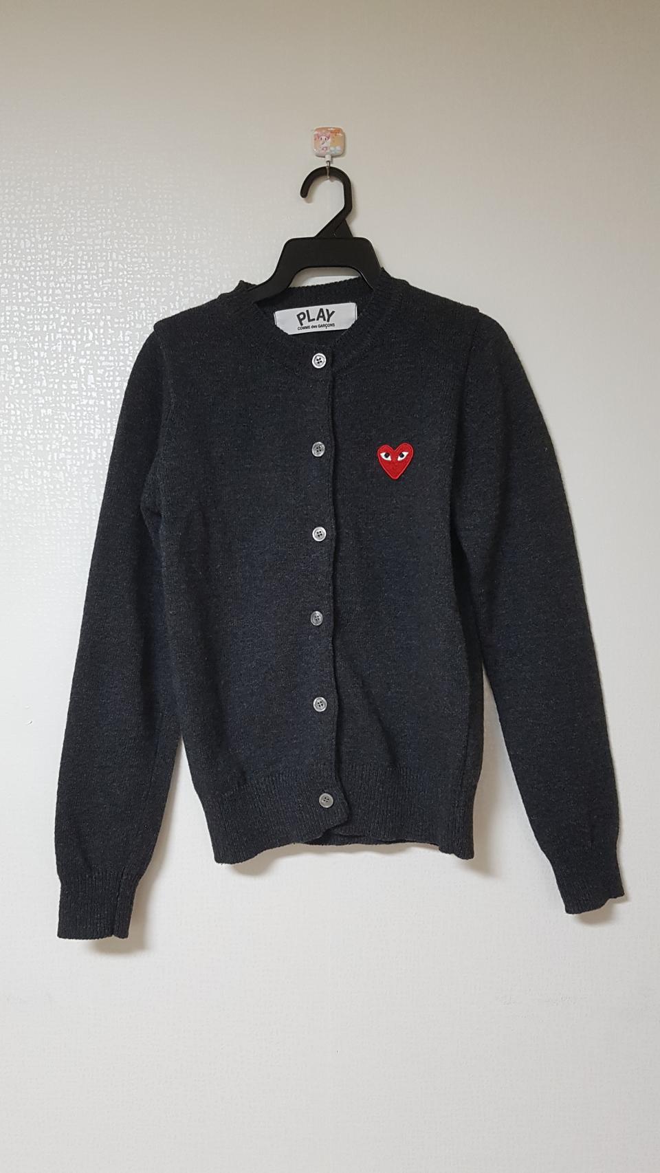 세일))꼼데가르송 레드와펜 진그레이 가디건