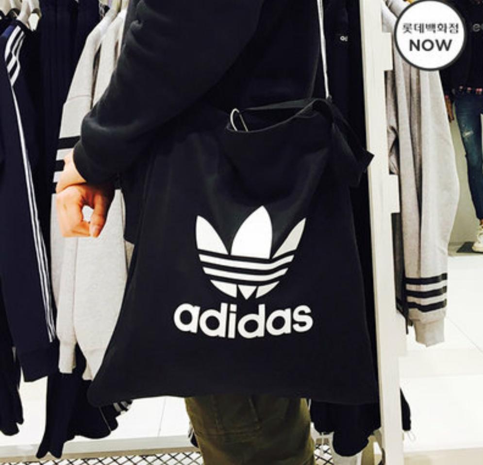 정품 아디다스 쇼퍼백,크로스