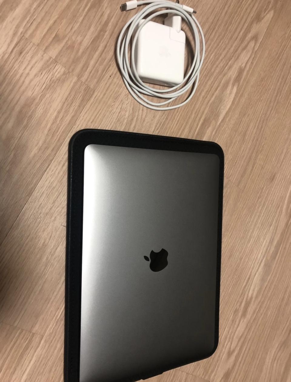 맥북 프로 2018년형 터치바 13인치 MR9QKH/A