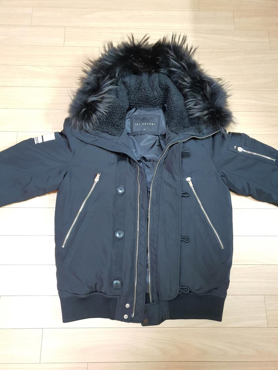 TBJ 천연라쿤털 숏패딩. 100사이즈. 새제품급.