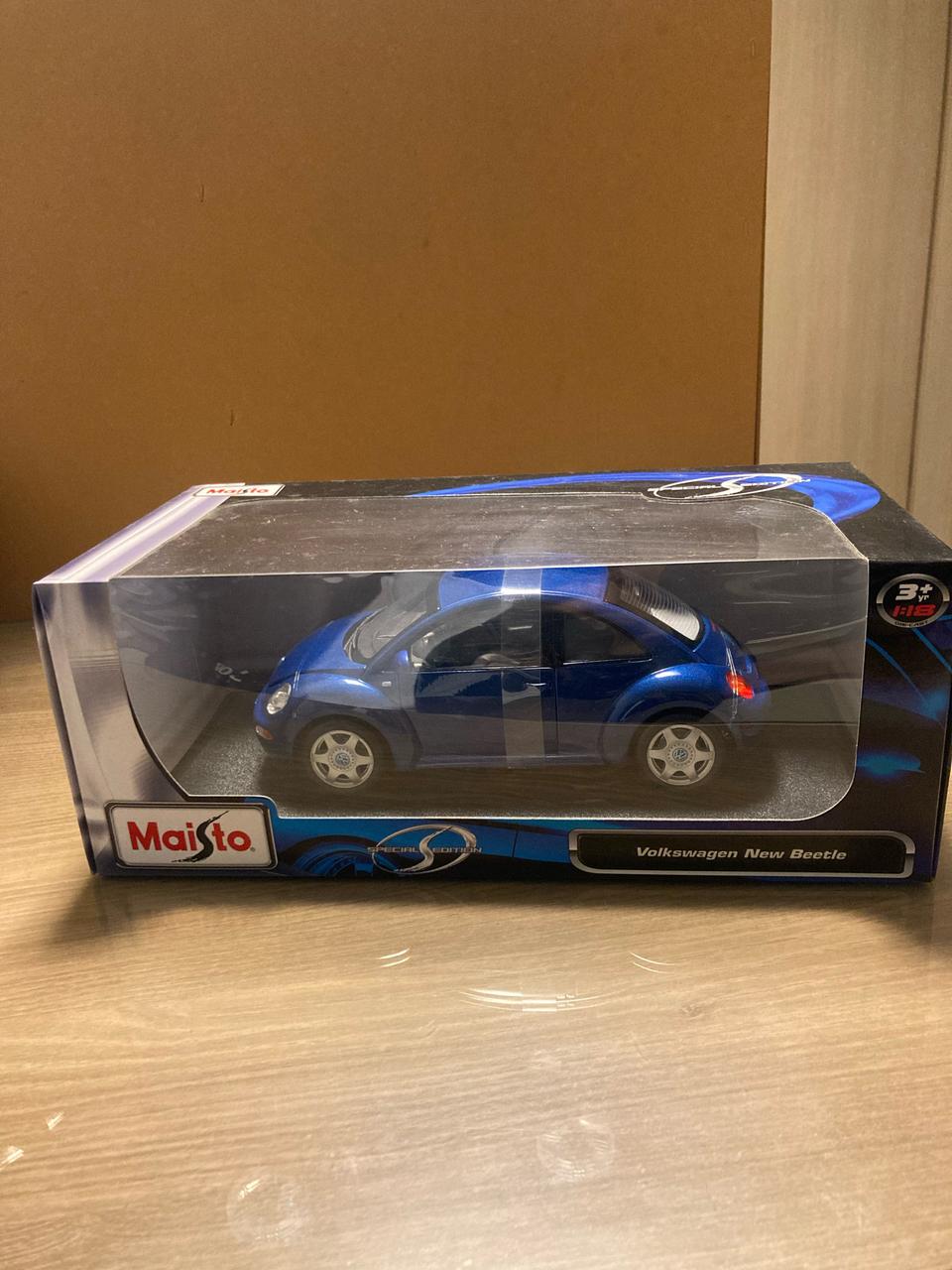 마이스토 뉴비틀 1:18 다이캐스트