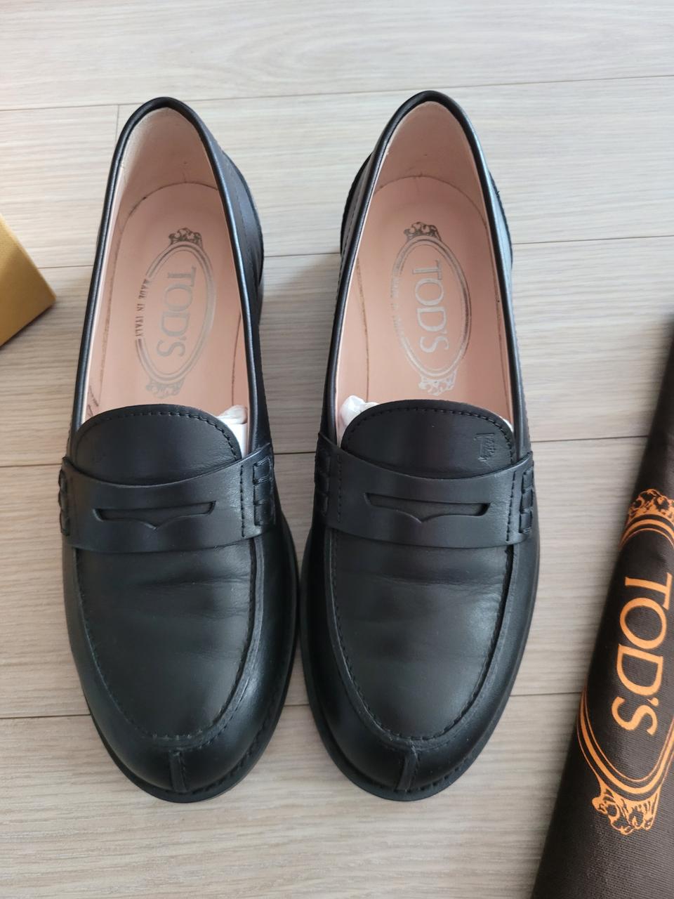 토츠 로퍼  새상품