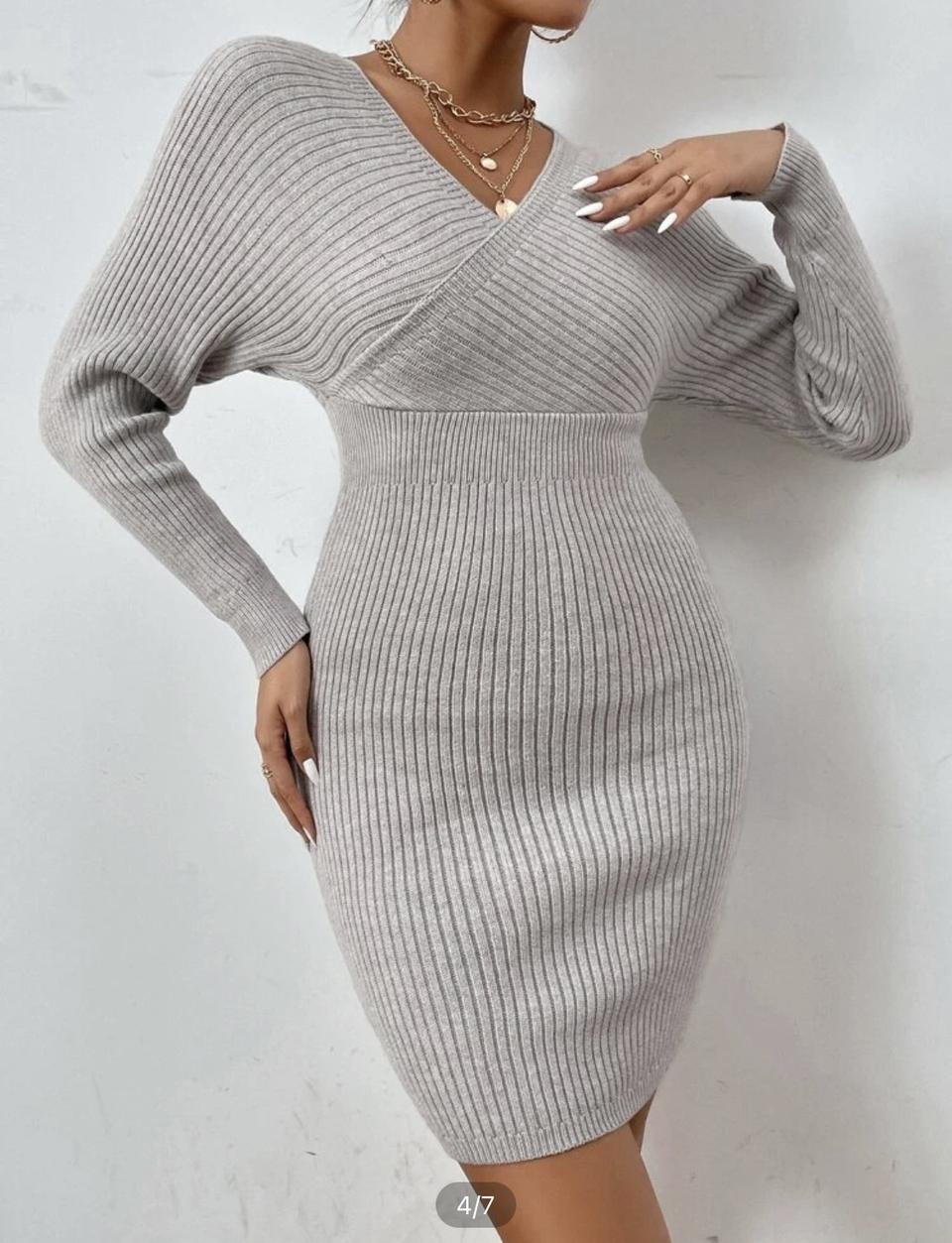 그레이 니트원피스