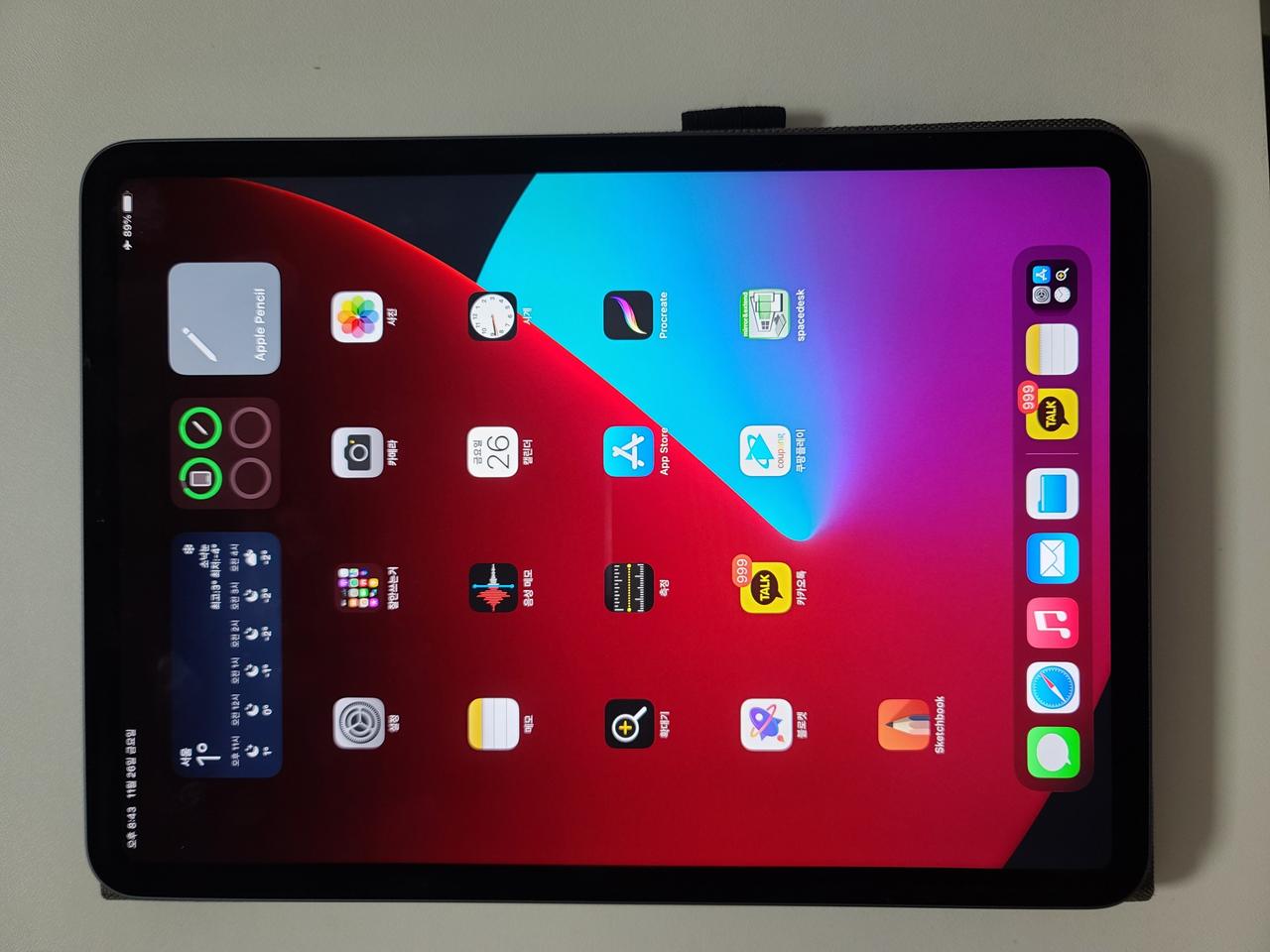 아이패드프로 3세대 11인치 (11인치 1세대) 팝니다. 새 케이스포함