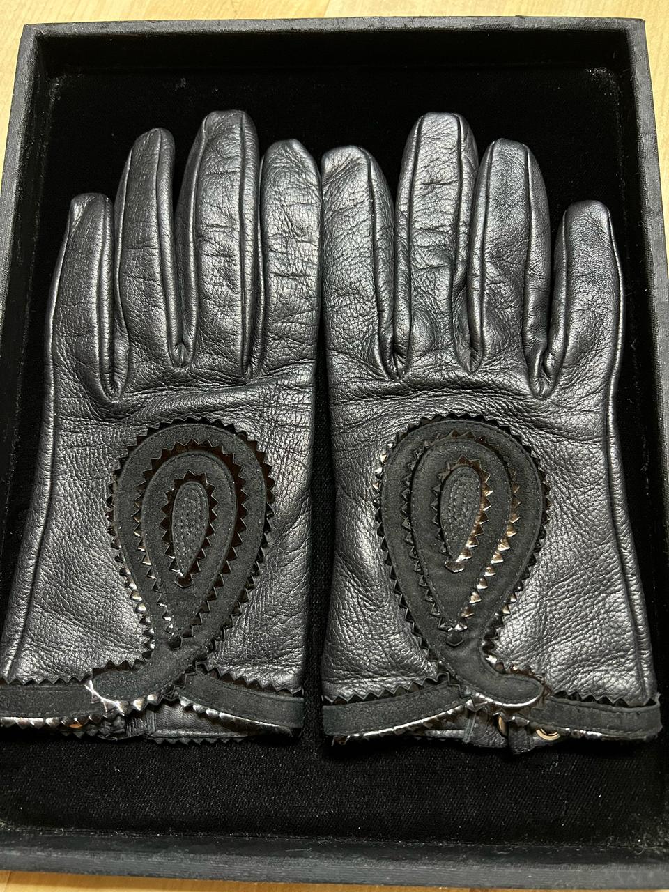 에르메스 블랙 가죽 장갑