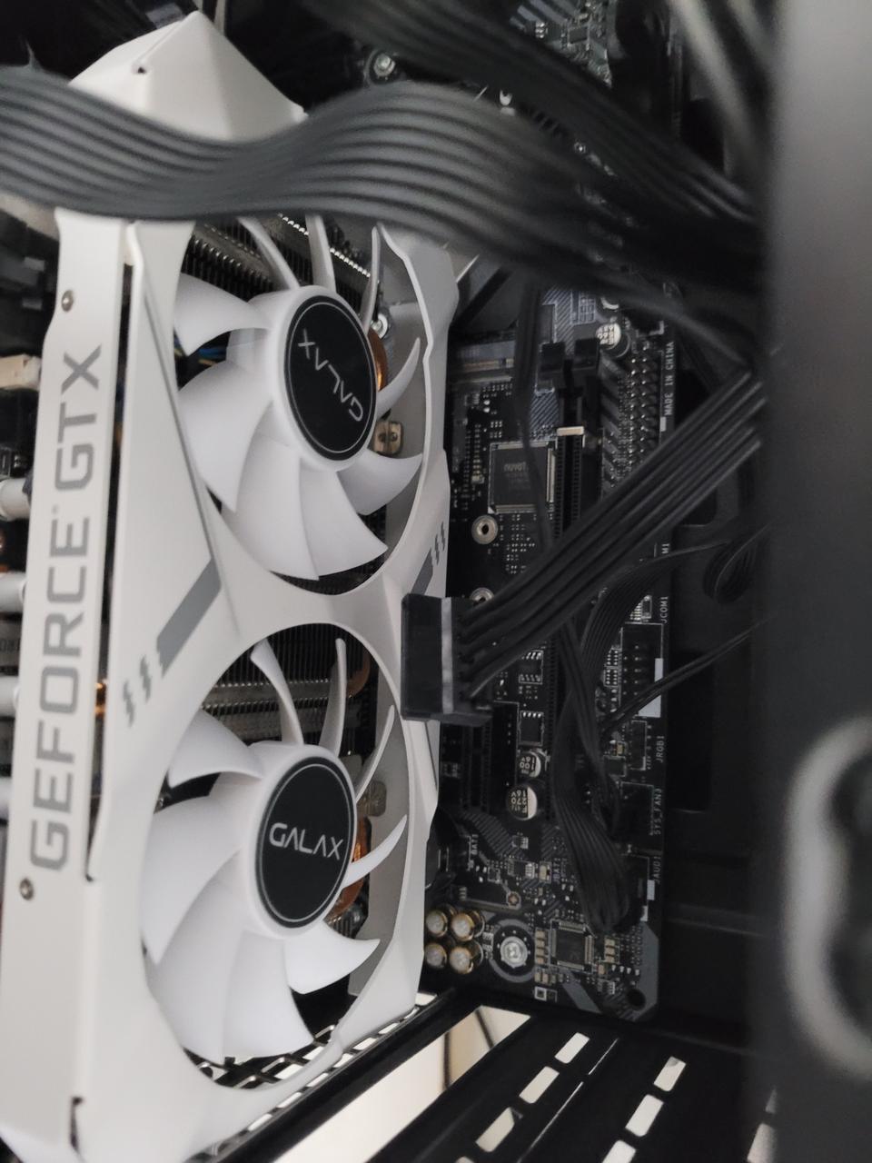 그래픽카드 GTX1660Ti 중고