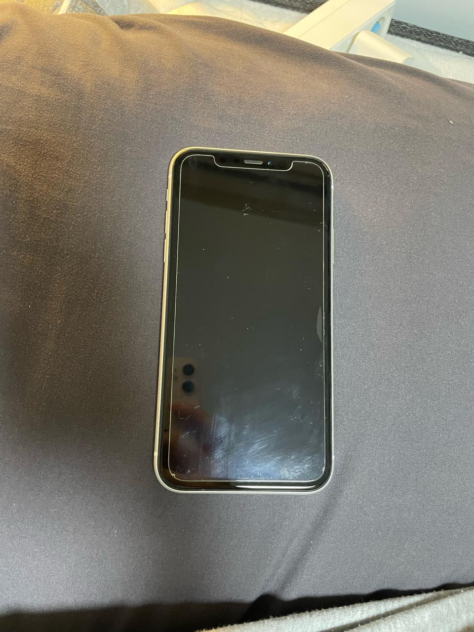 아이폰xr화이트 64기가