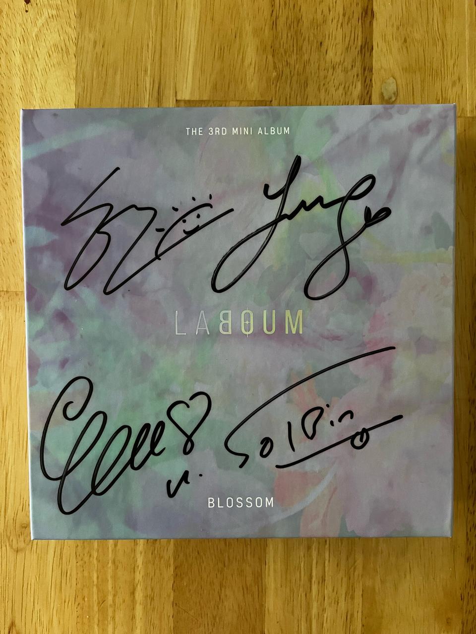 라붐 Blossom 친필싸인 앨범 [신곡미니3집]