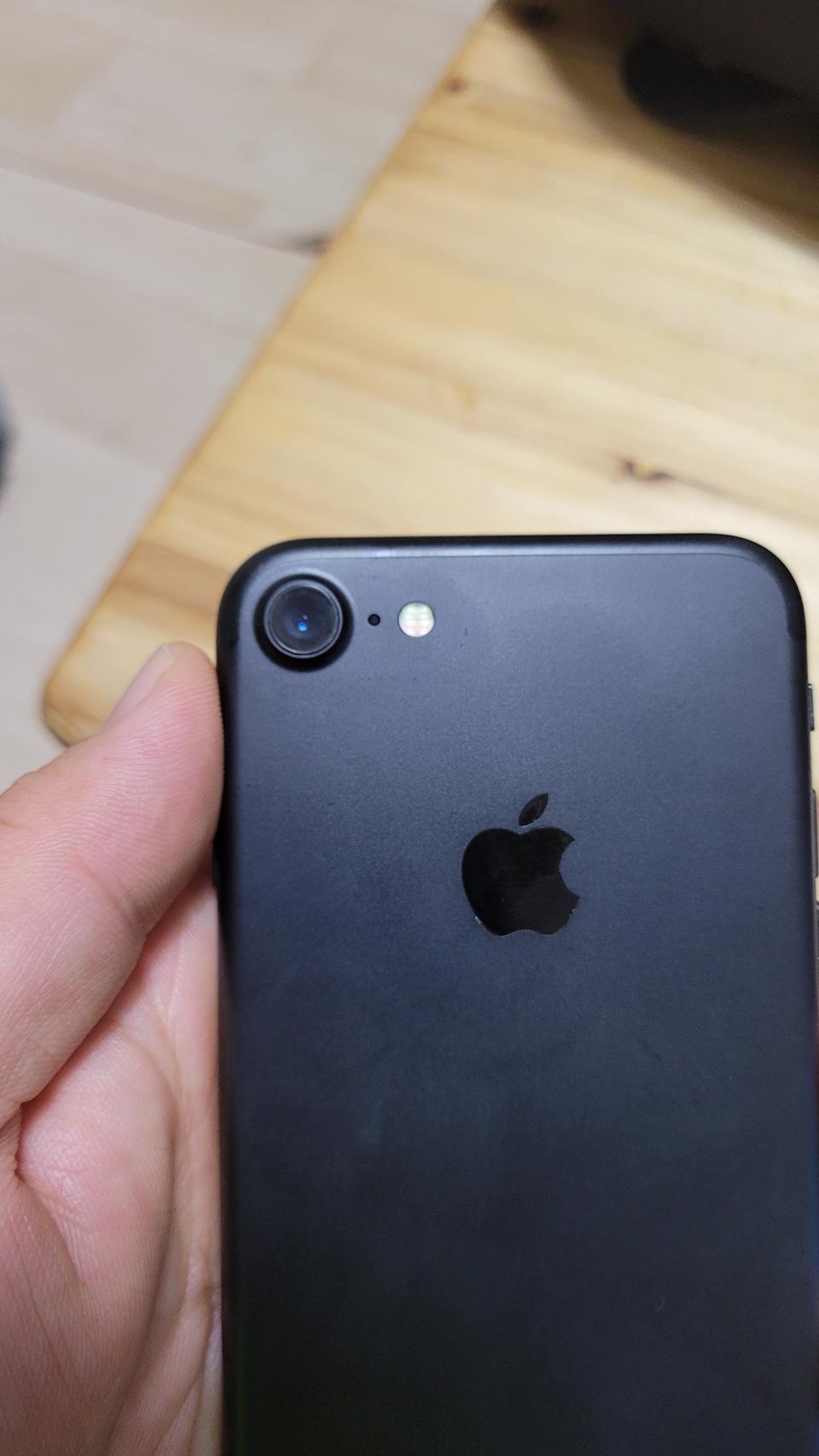 아이폰7 32기가 S급 판매 합니다