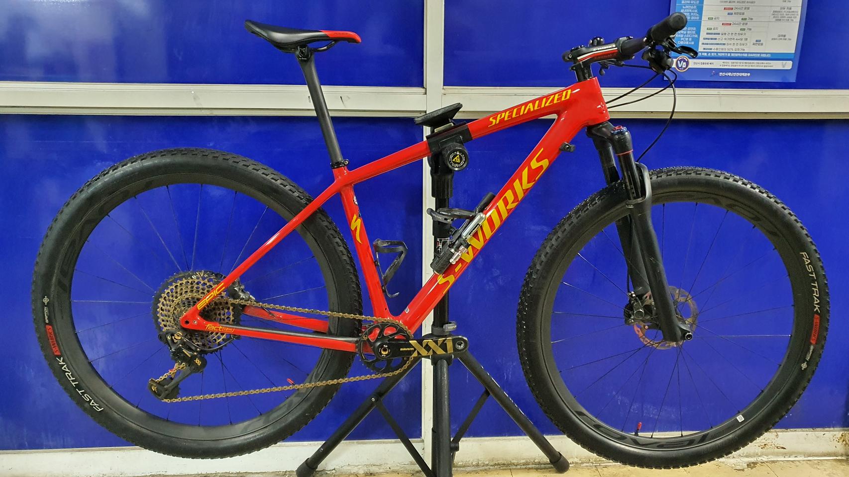 자전거 창고 대방출 대박세일