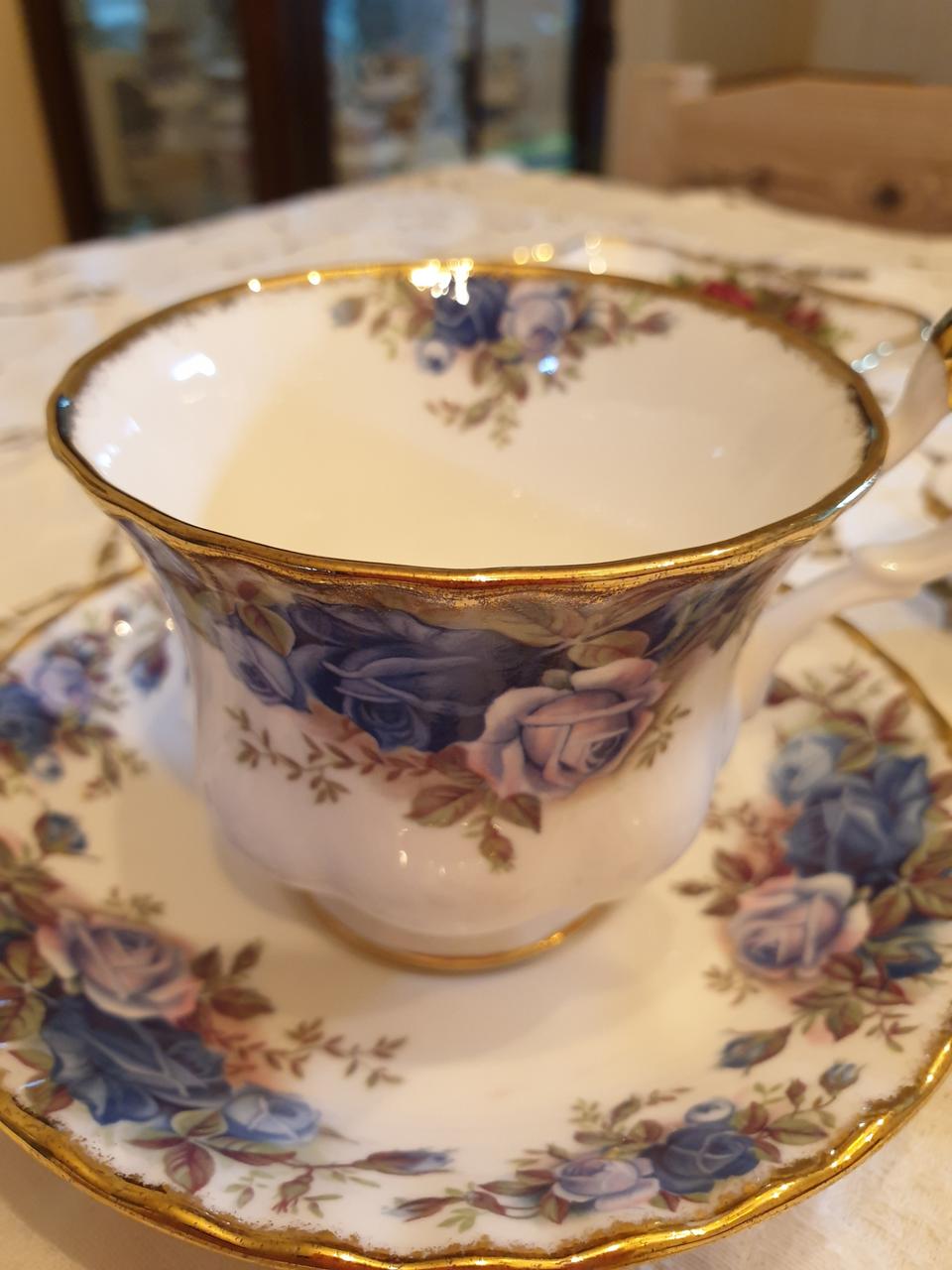 로얄알버트 문라이트로즈 듀오