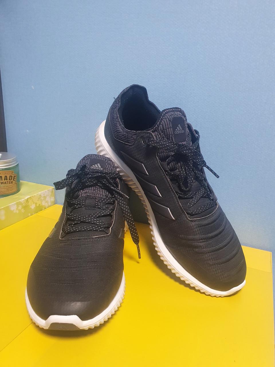 아디다스 런닝화