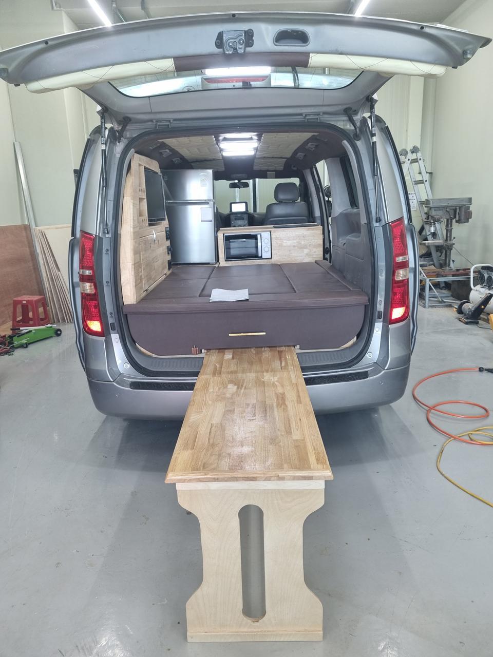 현대 그랜드 스타렉스 12인승 왜건 CVX 럭셔리