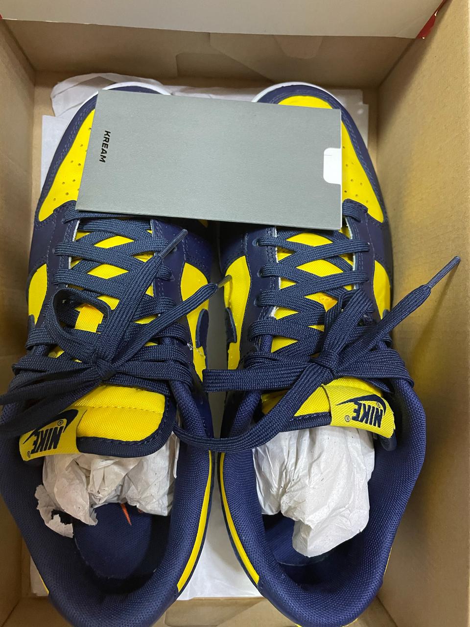 나이키 덩크로우 varsity maize 275