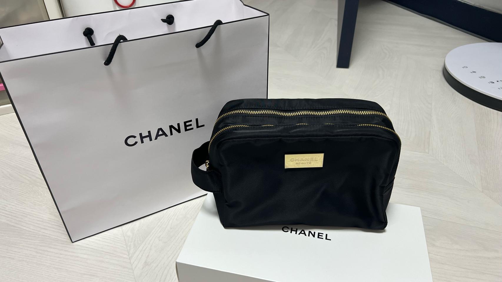 2021 샤넬 블랙등급 파우치 정품 팔아요