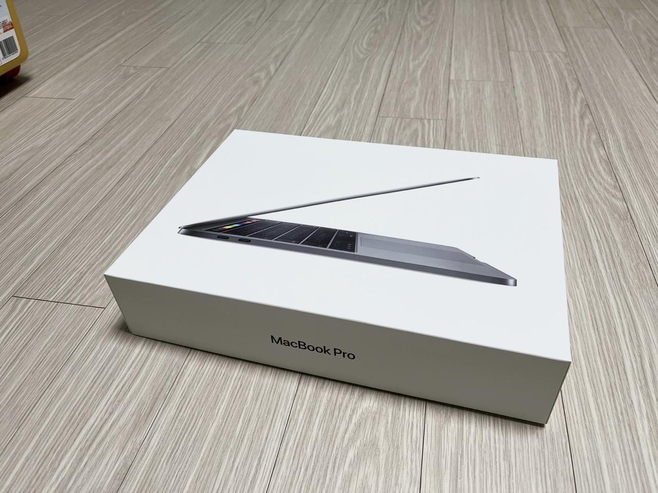 (상태 S-급) 맥북 프로 2019 AppleCare+ 남아있음!(풀박스)