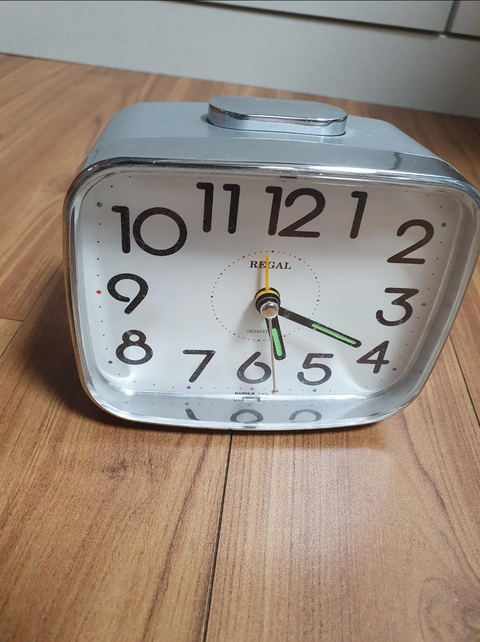 리갈 탁상시계 판매합니다