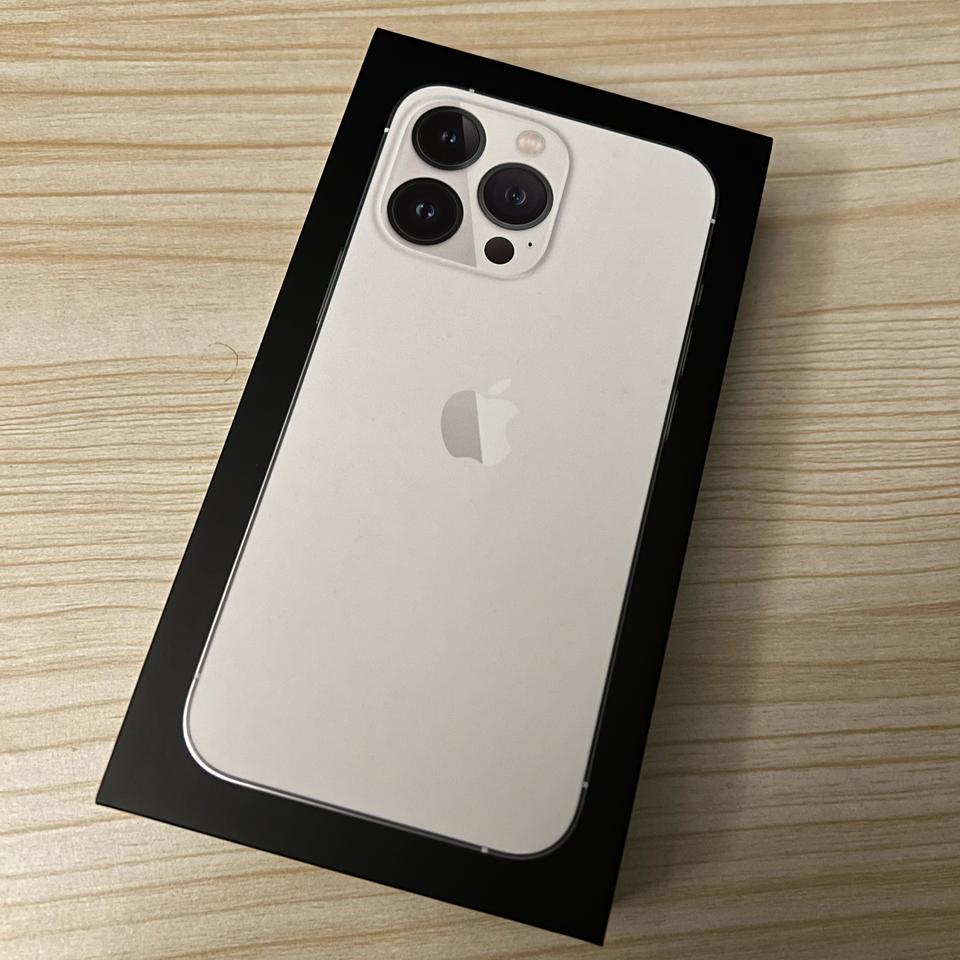 (미개봉)아이폰13프로 128기가 실버 팝니다