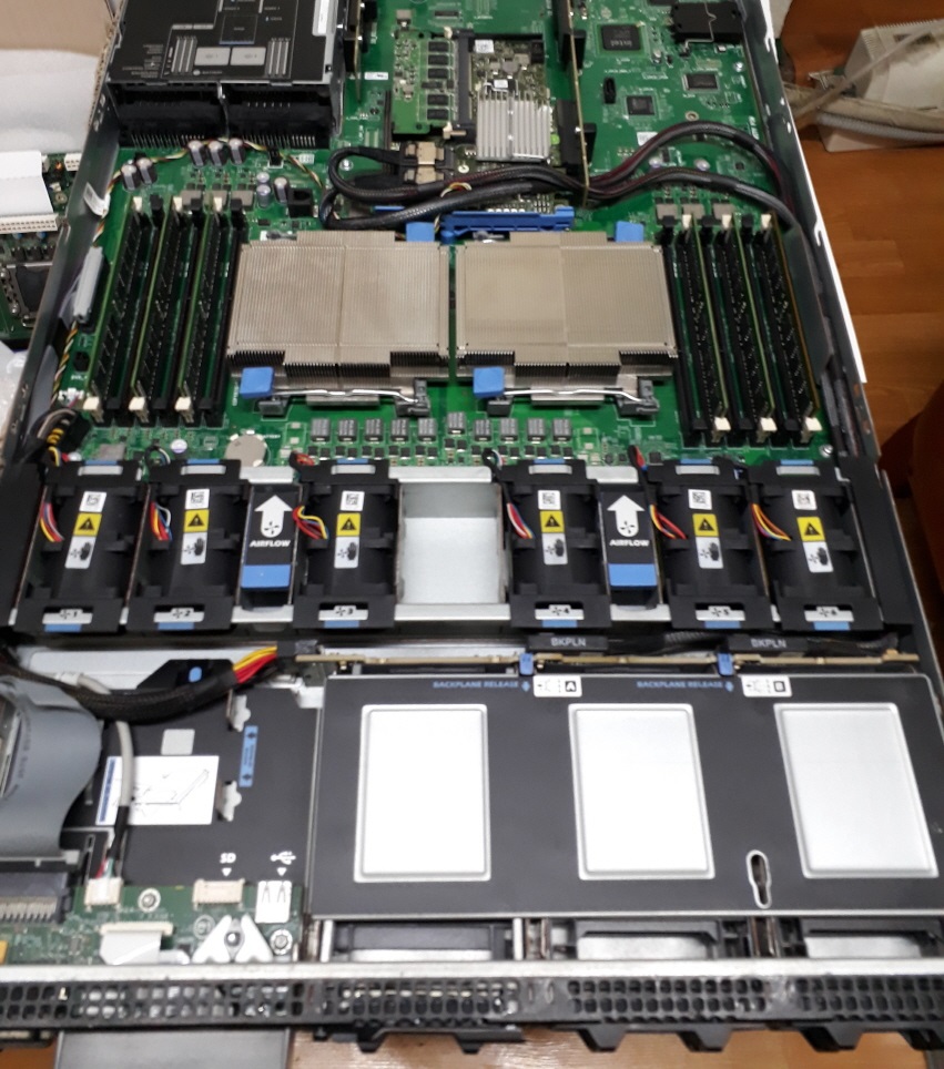 Dell PowerEdge R610 - E5645(12코어24쓰레드) 램