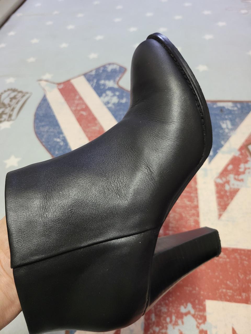 Rhizliza 리얼가죽앵글부츠(240)