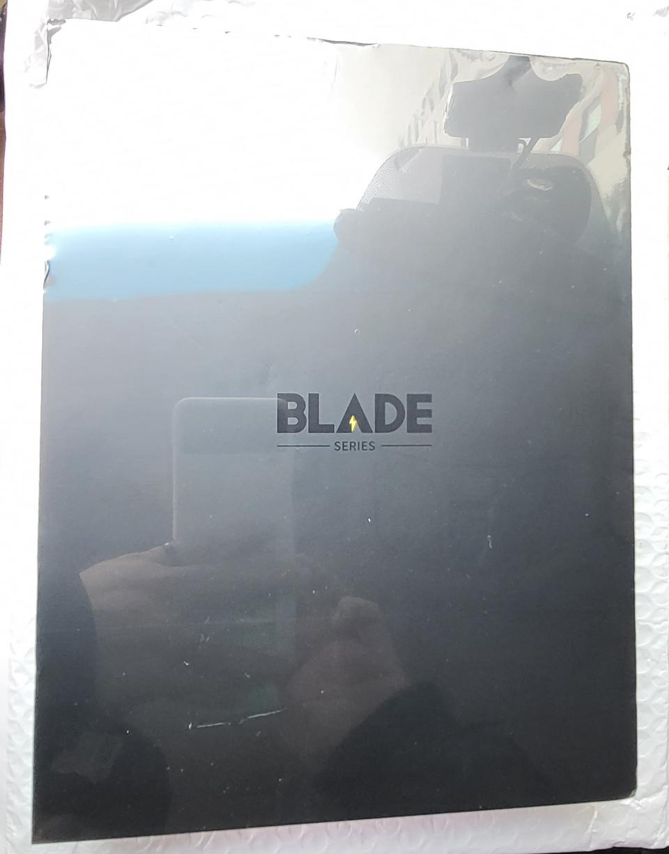 베이스어스 블레이드 100w 보조배터리 팝니다.