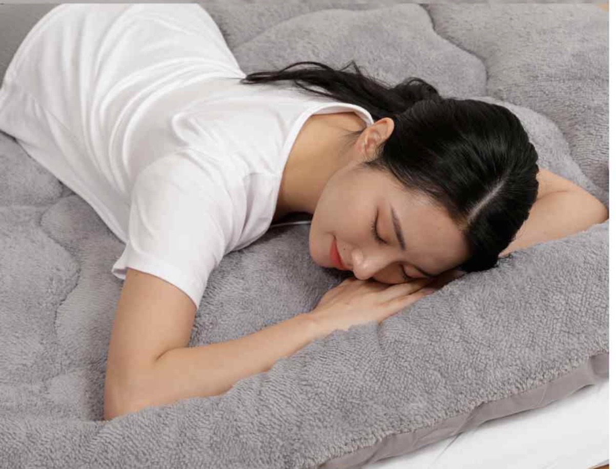 라돈걱정없는 마약토퍼 수면매트 겨울이불 바닥이불