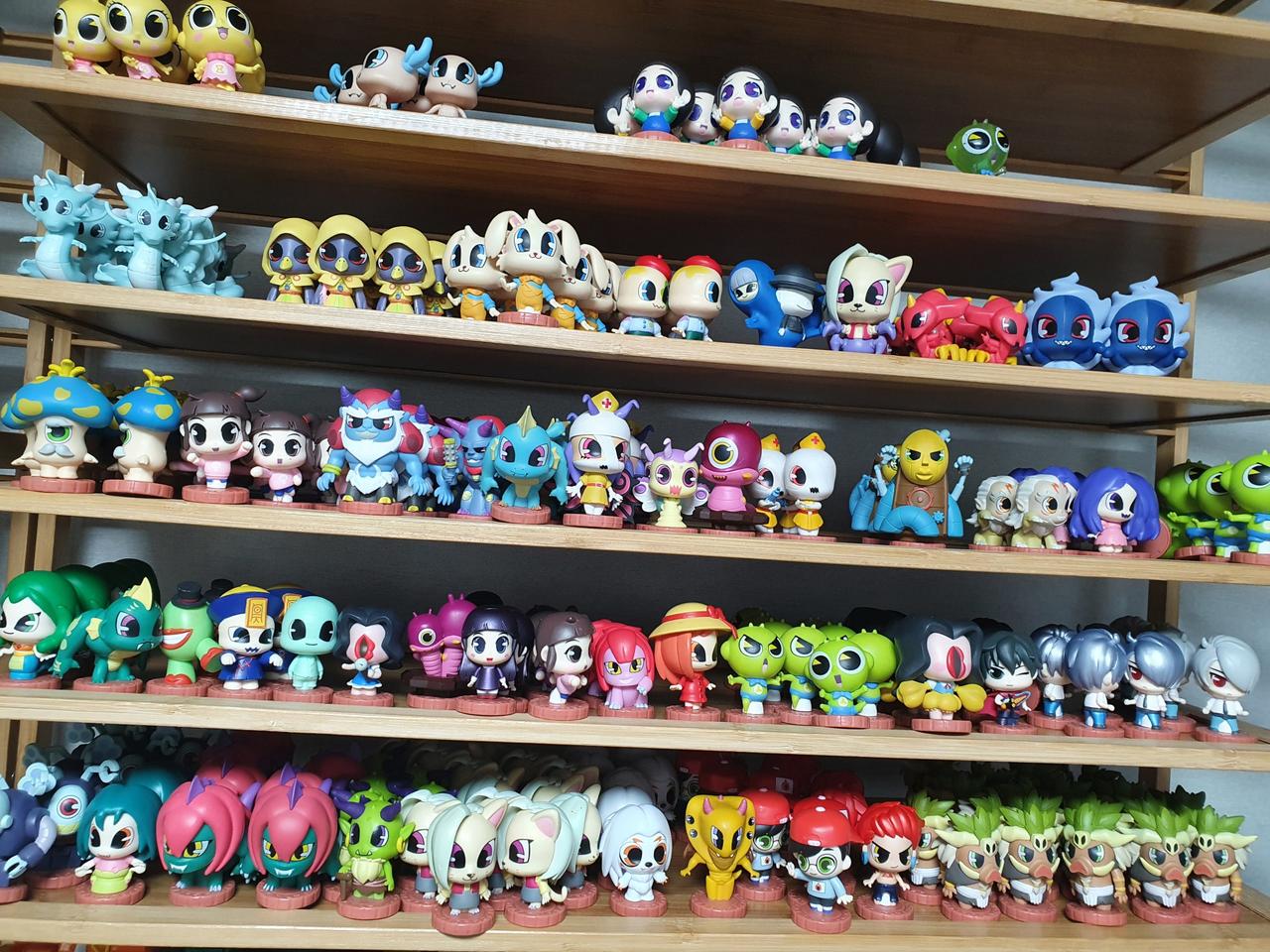 신비아파트 피규어