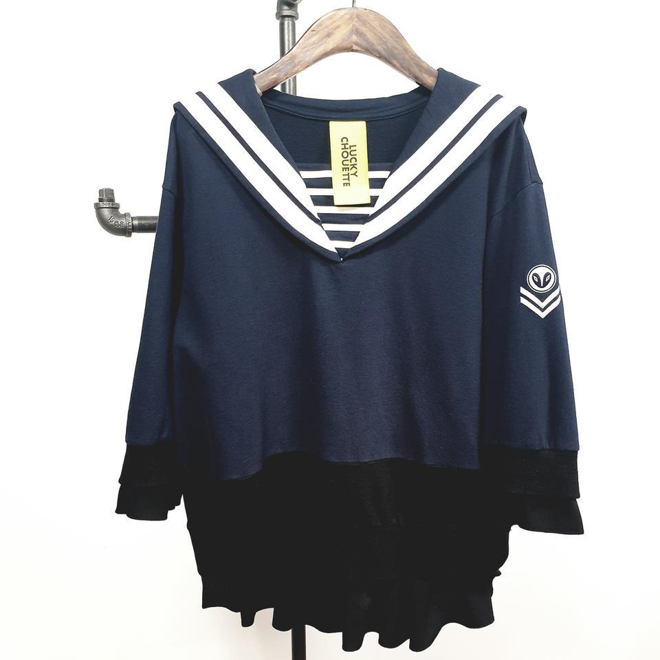 럭키슈에뜨-세라카라 언벌런스 레이스 맨투맨