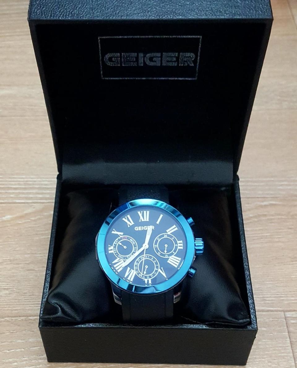 가이거 크로노그래프 시계