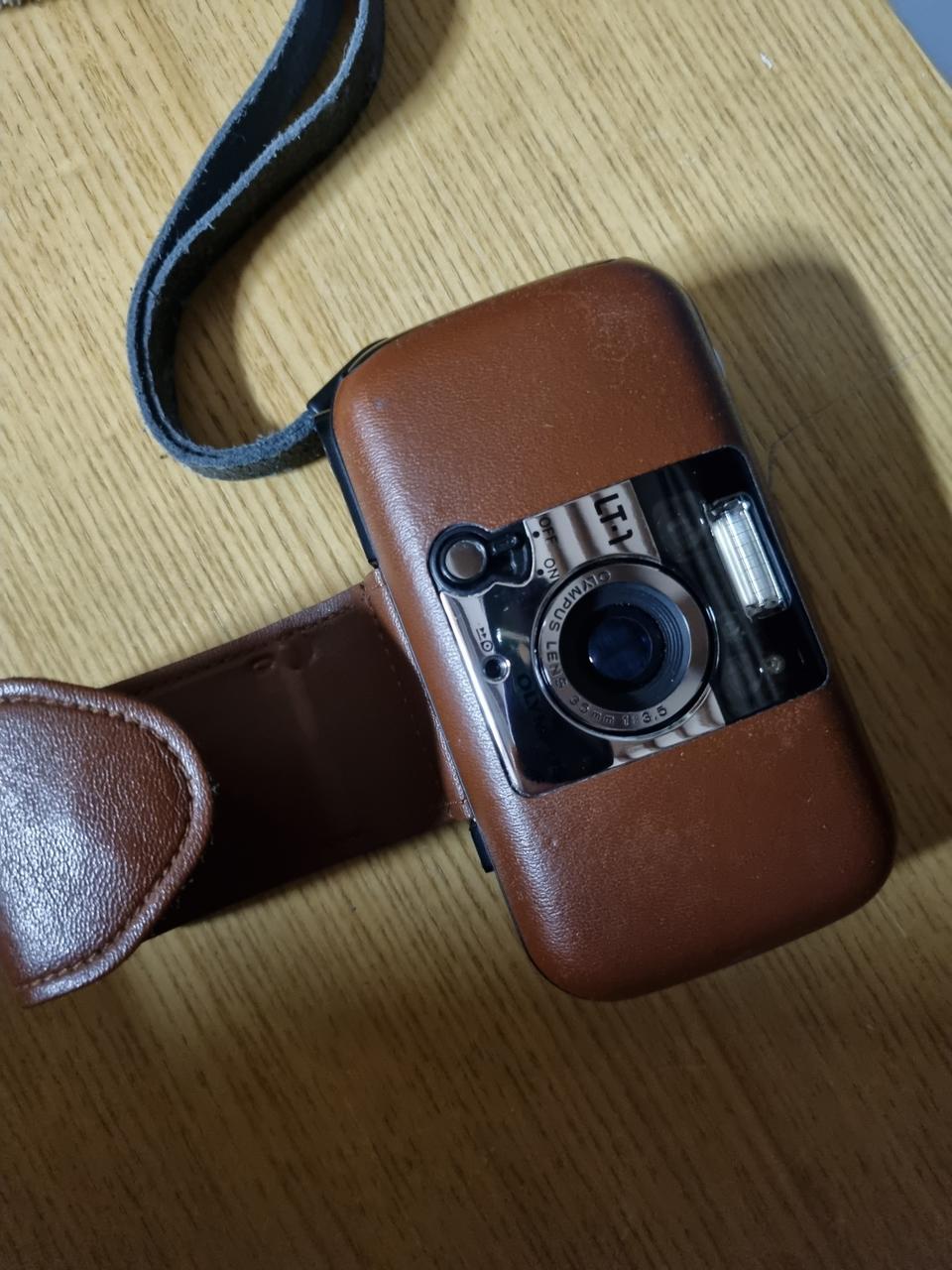 올림푸스 필름 카메라 lt-1