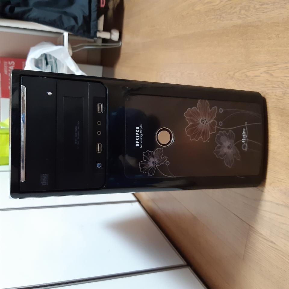 가정용 컴퓨터 본체 데스크탑