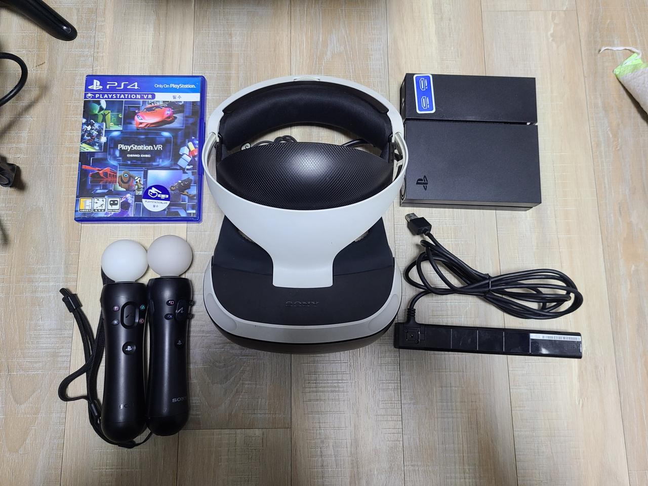 PS4 플스 VR 3번세트 기준 풀구성 팔아요 ~☆