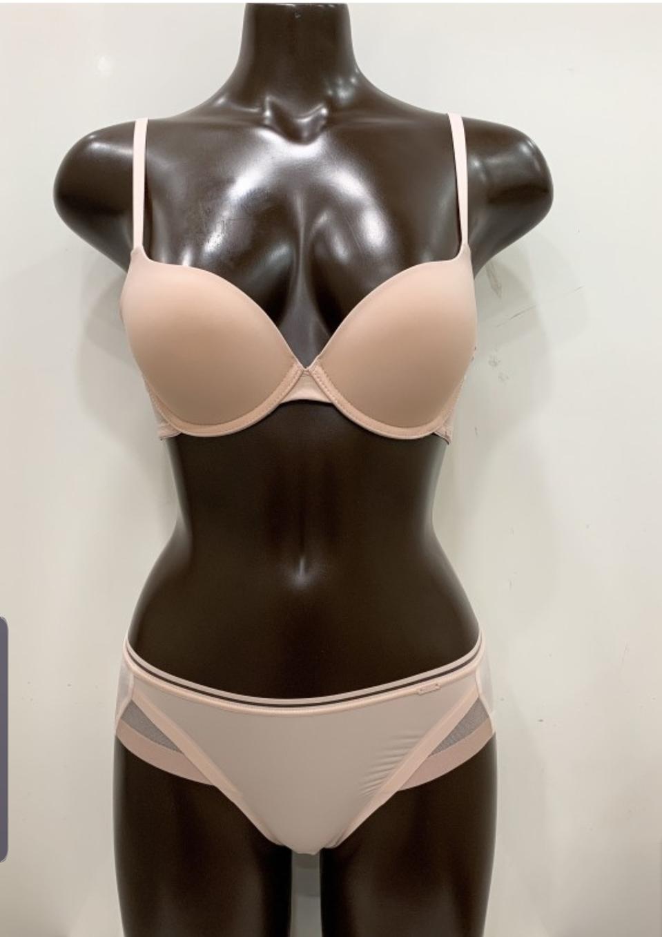 새상품 택가 57,600원 코데즈컴바인 여성 브라팬티세트