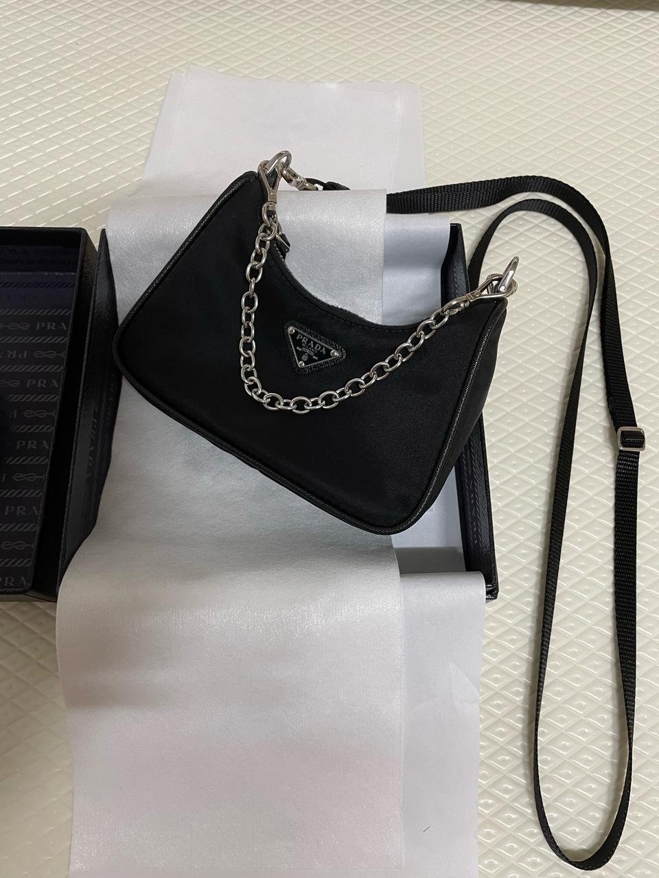 프라다 리에디션 나일론 미니 숄더백