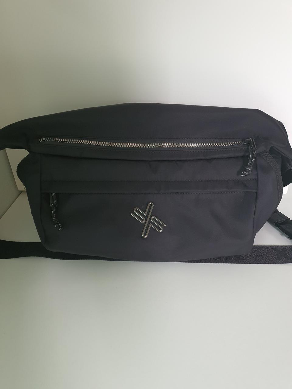 젝시믹스 슬링백