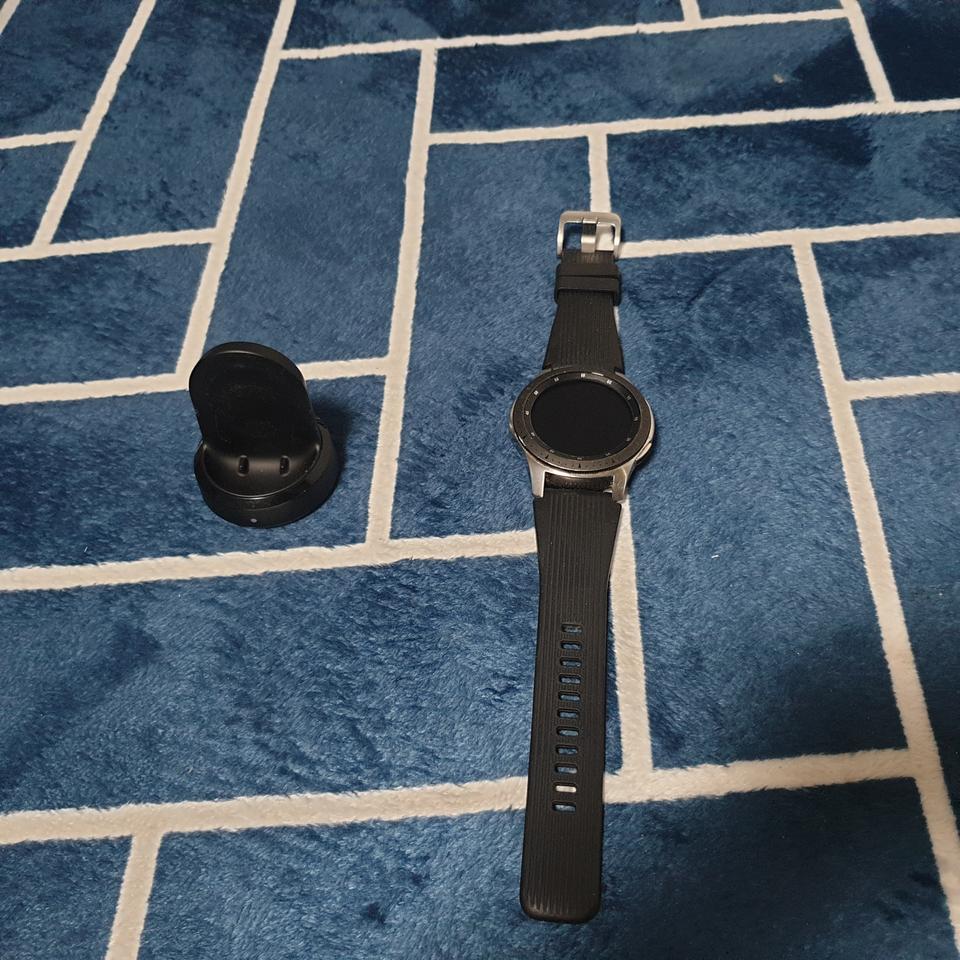 갤럭시 워치 LTE버전 상태좋음 문자 통화 등