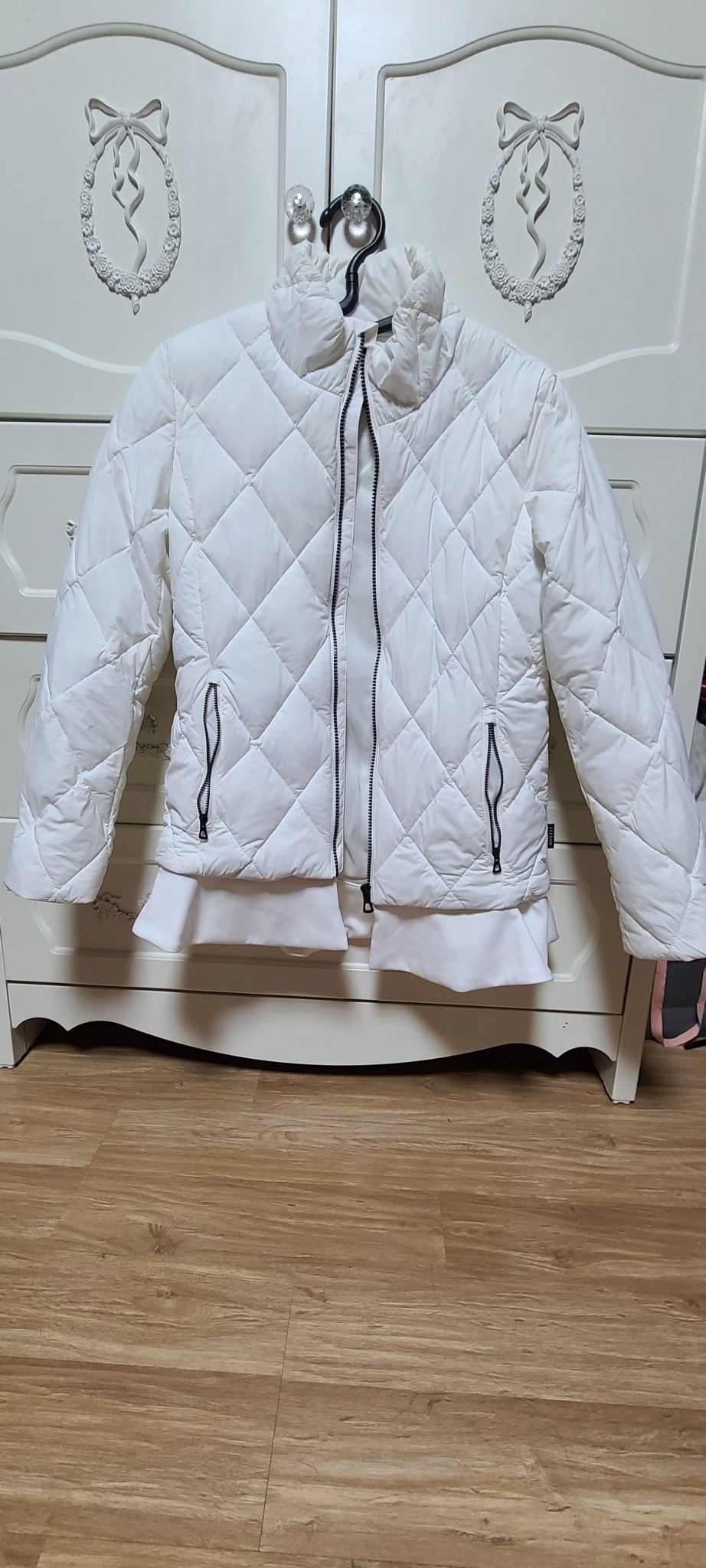 엘르 경량패딩90사이즈